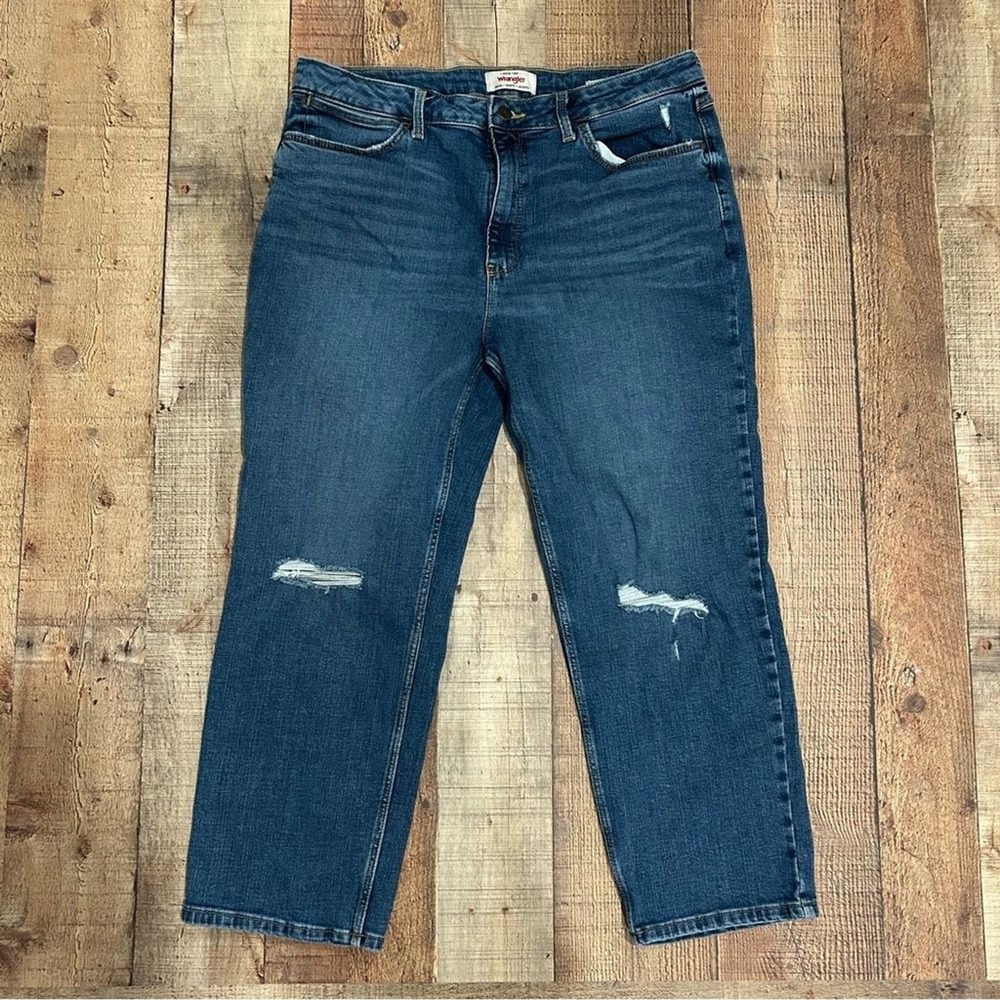 Wrangler High Rise True Straight Crop Jeans Sz 16 Distressed Stretch Denim Plus